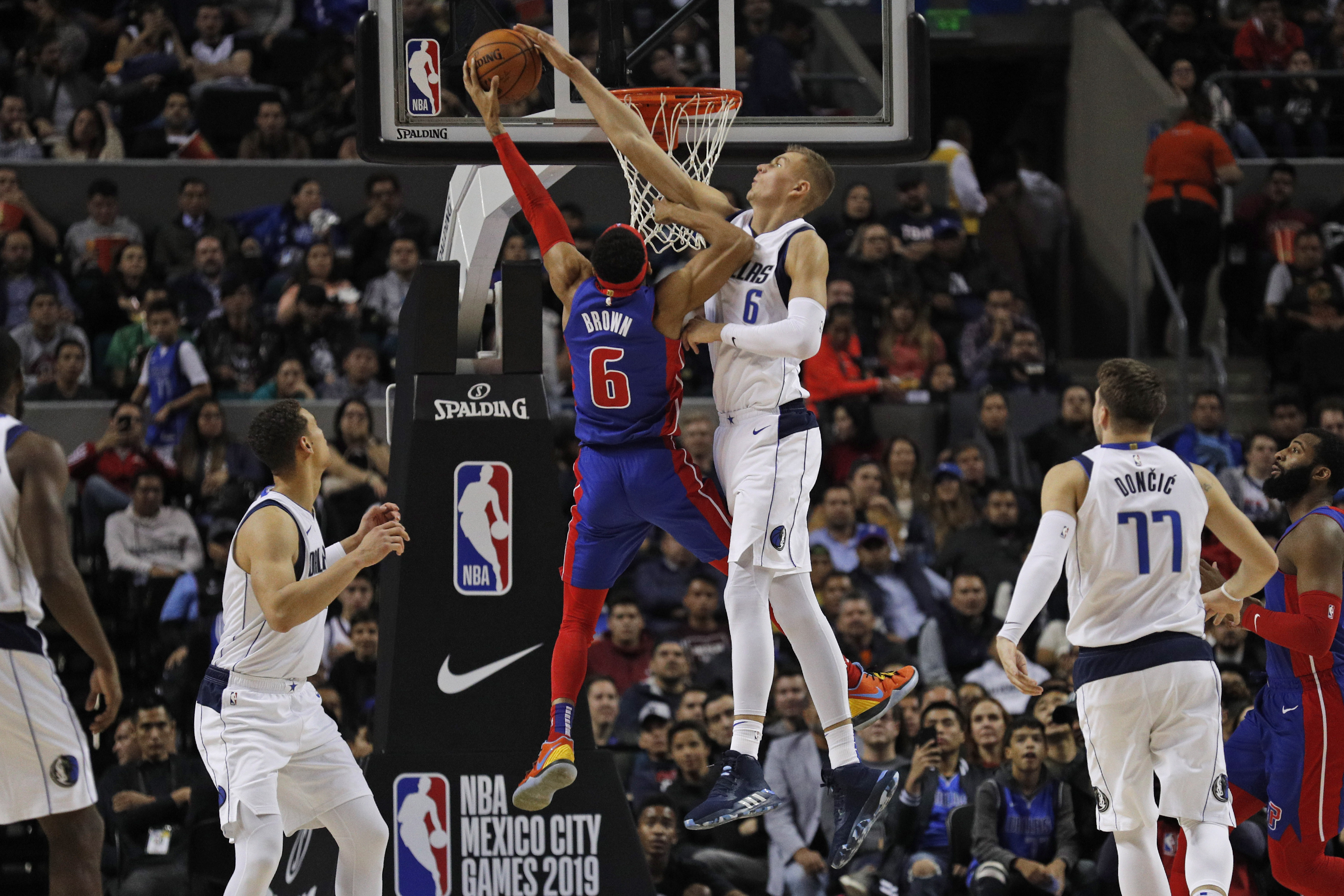 日本队碾压德国队,黄鸭组合状态火热 日本队碾压德国队,黄鸭组合状态火热